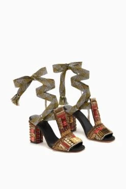 ULLA JOHNSON Celina Embellished High Heel - Solar 9 ULLA JOHNSON Celina Embellished High Heel - Solar -Ulla Johnson FA231006 EMBELLISHEDHIGHHEEL NOIR d r web