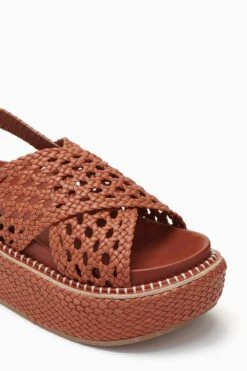 ULLA JOHNSON Gili Woven Leather Flatform - Sierra 7 ULLA JOHNSON Gili Woven Leather Flatform - Sierra -Ulla Johnson PF231005 WovenLeatherFlatform Sierra c r web