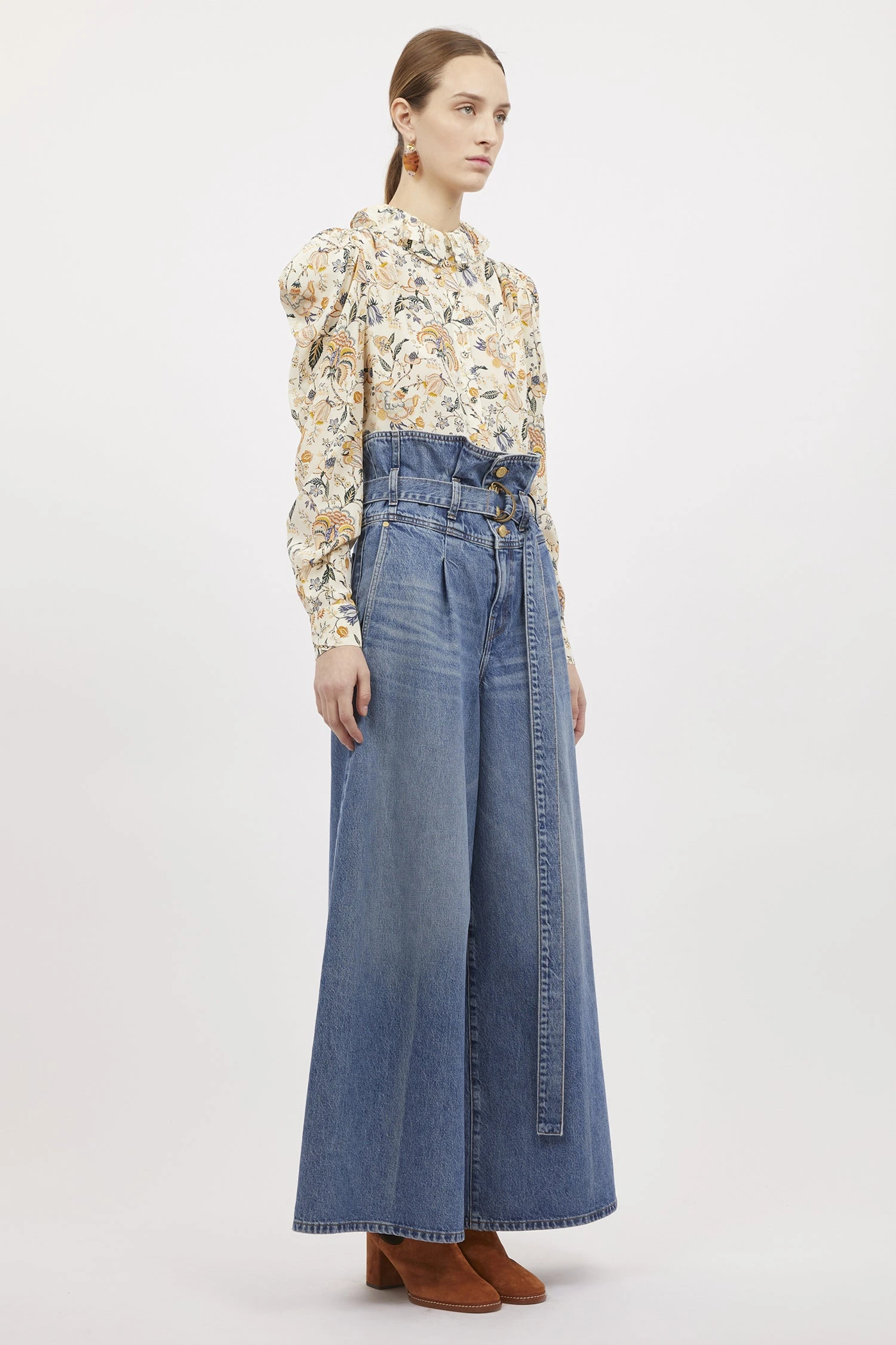 ULLA JOHNSON The Sylvan Jean - Danube Medium Indigo Wash 3 ULLA JOHNSON The Sylvan Jean - Danube Medium Indigo Wash - Image 3