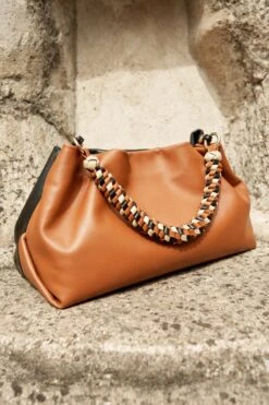 ULLA JOHNSON Remy Soft Convertible Clutch - Sierra Colorblock 11 ULLA JOHNSON Remy Soft Convertible Clutch - Sierra Colorblock -Ulla Johnson UJ AW23 Alts L1 12 WEB