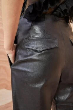 ULLA JOHNSON Cyrus Pant - Noir 11 ULLA JOHNSON Cyrus Pant - Noir -Ulla Johnson ULLA JOHNSON Cyrus Pant NOIR 0109