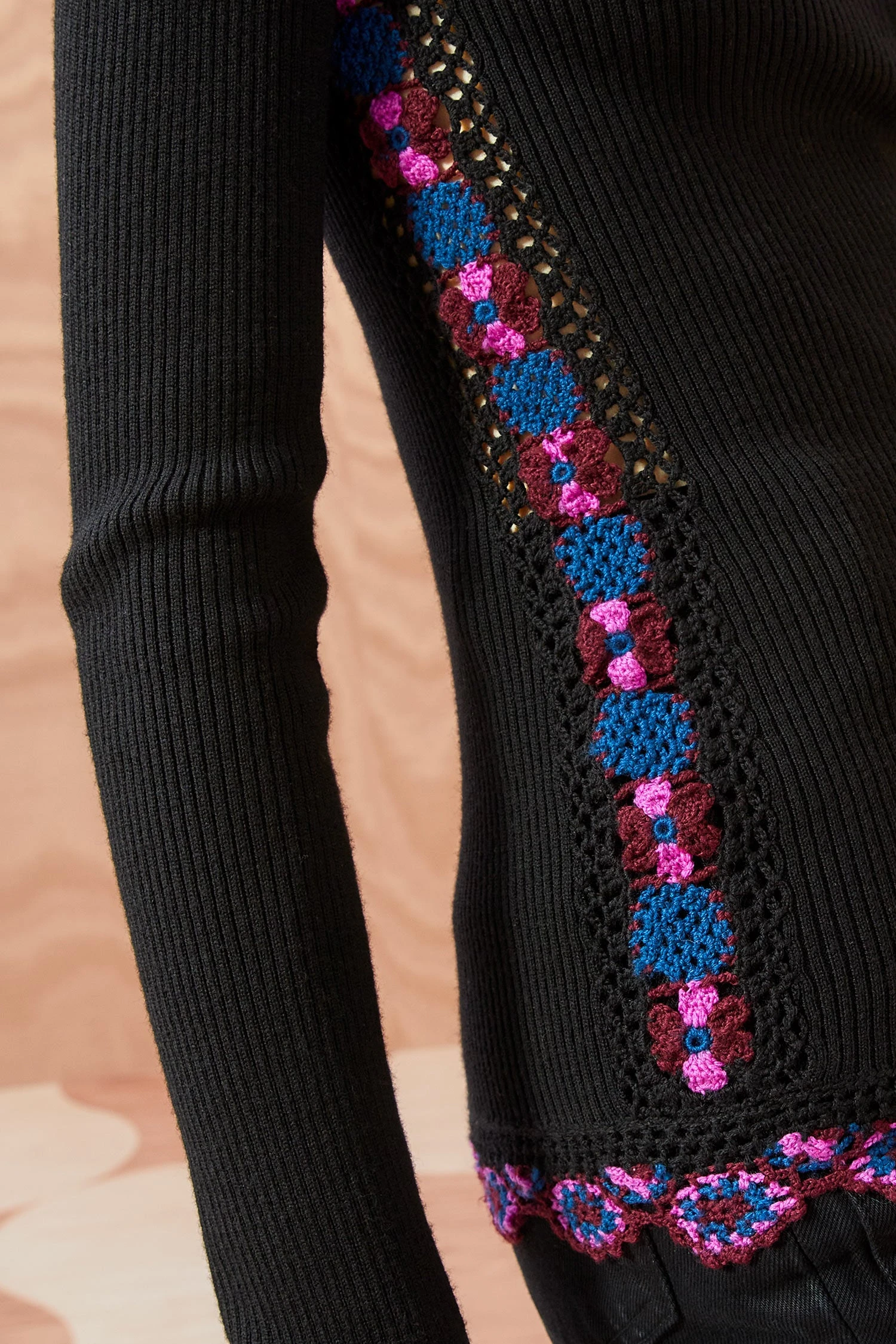 ULLA JOHNSON Juniper Pullover - Noir 2 ULLA JOHNSON Juniper Pullover - Noir - Image 2