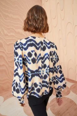 ULLA JOHNSON Lilliana Blouse - Nimbus 9 ULLA JOHNSON Lilliana Blouse - Nimbus -Ulla Johnson ULLA JOHNSON Lilliana Blouse NIMBUS 04