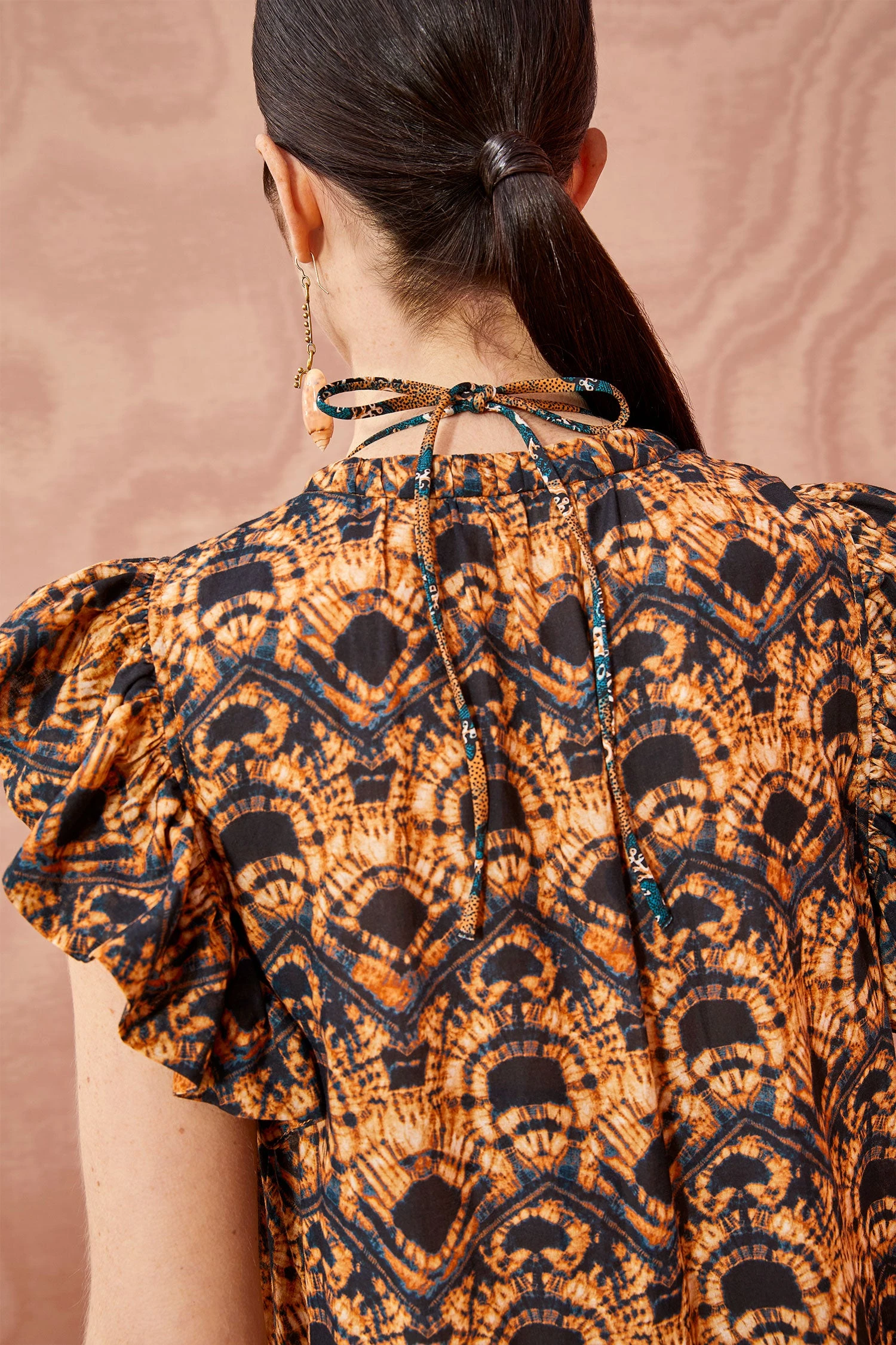 ULLA JOHNSON Lina Coverup - Constellation 4 ULLA JOHNSON Lina Coverup - Constellation - Image 4