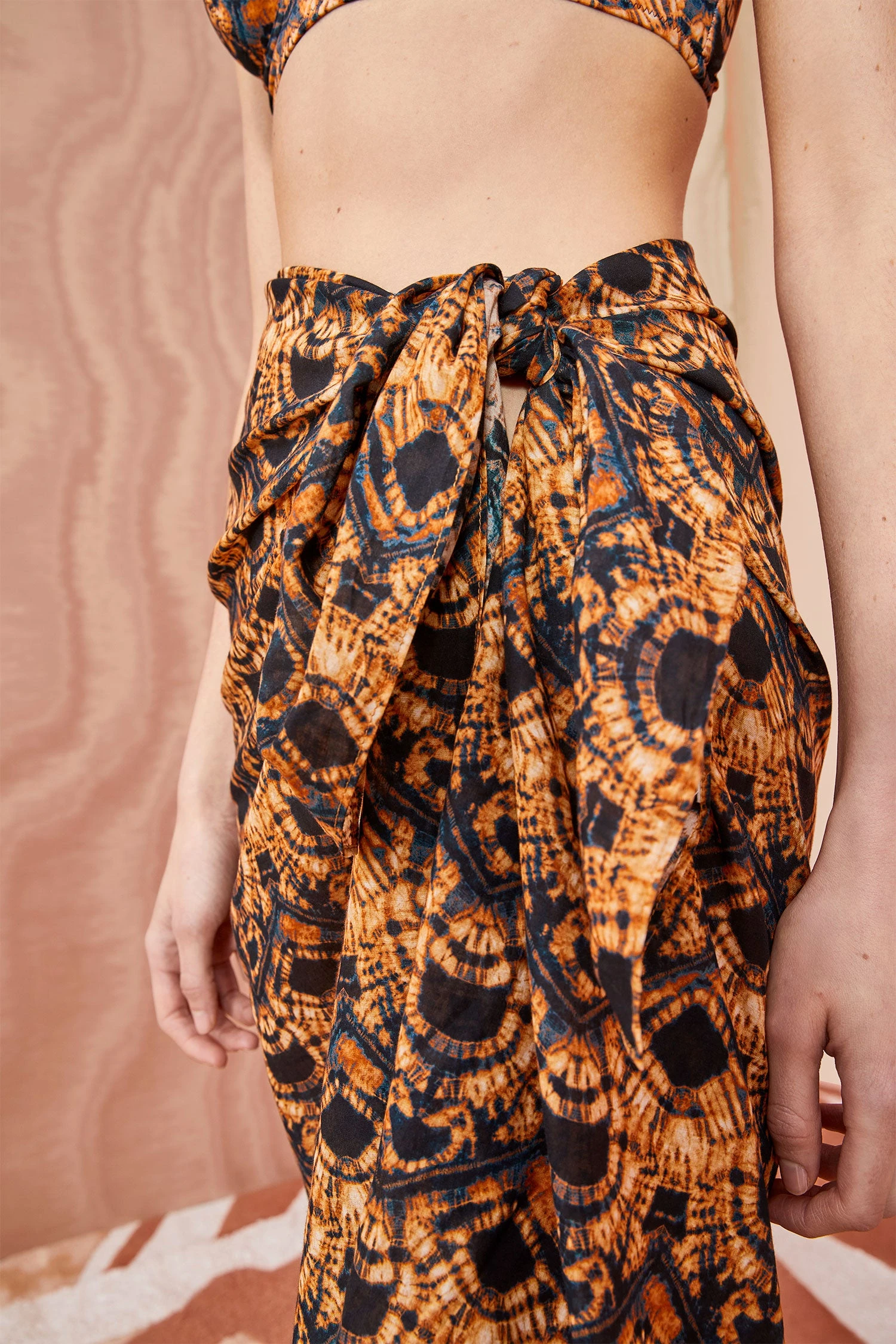 ULLA JOHNSON Paz Coverup - Constellation 2 ULLA JOHNSON Paz Coverup - Constellation - Image 2