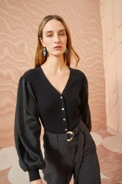 ULLA JOHNSON Quinn Cardigan - Noir 8 ULLA JOHNSON Quinn Cardigan - Noir -Ulla Johnson ULLA JOHNSON Quinn Cardigan NOIR 0128