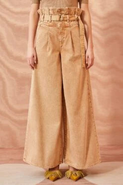 ULLA JOHNSON The Sylvan Jean - Stone Dye Wash 8 ULLA JOHNSON The Sylvan Jean - Stone Dye Wash -Ulla Johnson ULLA JOHNSON The Sylvan Jean STONE DYE WASH 02 ALT